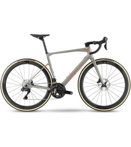 2022 BMC Roadmachine 01 Three Road Bike