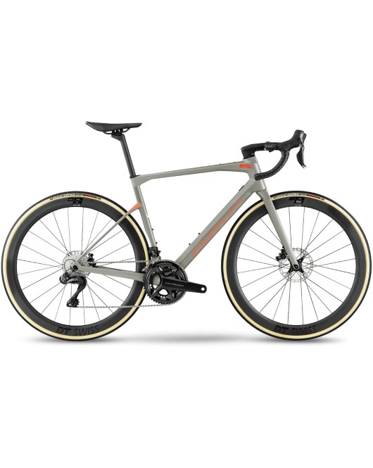 2022 BMC Roadmachine 01 Three Road Bike