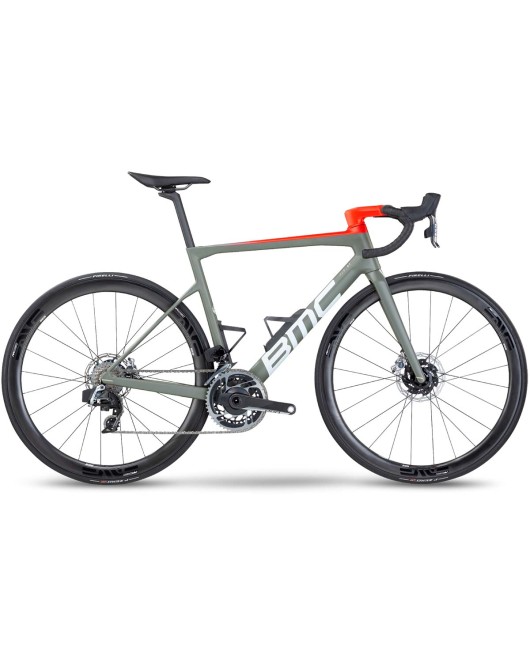 2022 BMC Teammachine SLR01 Two Road Bike