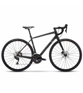 2022 Felt VR Advanced 105 Road Bike