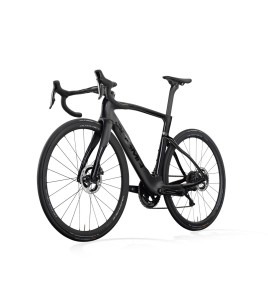 2022 Pinarello Dogma F Dura Ace Di2 - Onyx Bob