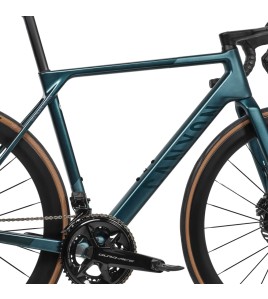 2023 Canyon Ultimate CF SLX 9 Di2 Road Bike