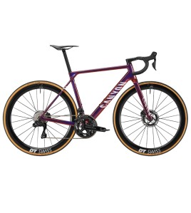 2023 Canyon Ultimate CFR Di2 Aero Road Bike