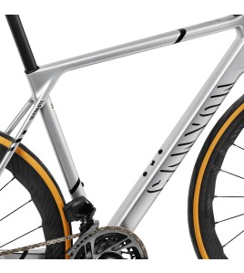 2023 Canyon Ultimate CFR eTap Road Bike