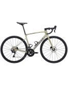 2024 Giant Defy Advanced 2 Road Bike