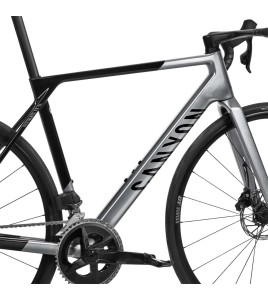 2025 Canyon Ultimate CF SL 7 AXS Road Bike